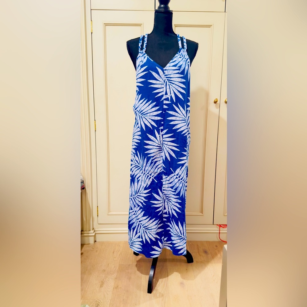 C&C California Hawaiian Beach dress. Halter top. - Picture 11 of 11
